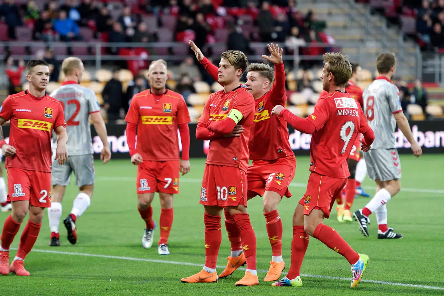 Mathias Jensen ligner det næste gigantsalg fra Superligaen. FC Nordsjælland sælger ikke klubbens anfører for under 60 millioner kroner.