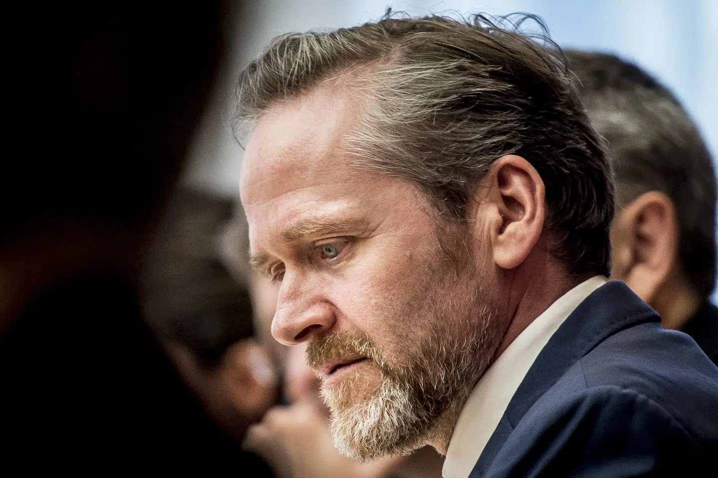 Udenrigsminister Anders Samuelsen (LA) understreger, at Danmark ikke vil gå enegang over for Rusland, men regeringen overvejer ligesom andre lande, hvordan man vil reagere på giftangrebet i England. Scanpix/Mads Claus Rasmussen