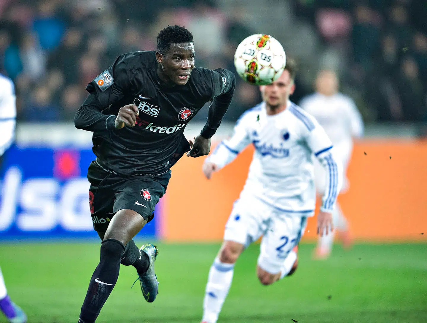 FC Midtjylland mod FC København i slutspillet bliver spillet på en mandag