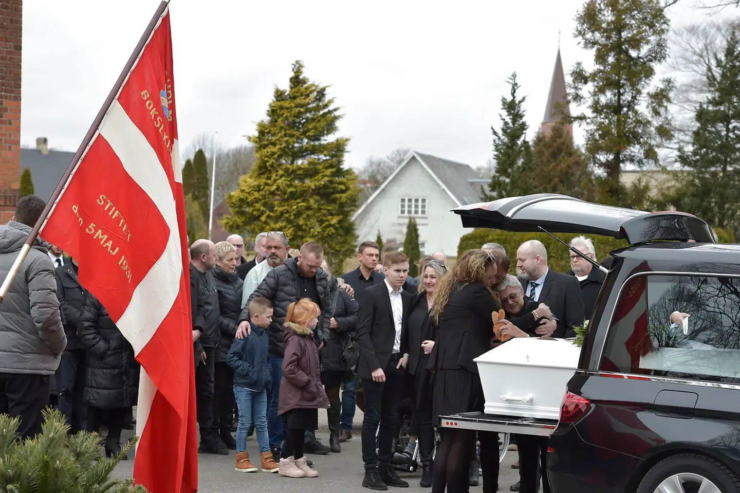 Bokseren Jørgen "Gamle" Hansen bisættes fra kapellet på Almen Kirkegård i Aalborg, onsdag den 21. marts 2018. Bokselegenden døde efter mange års sygdom og blev 74 år gammel. (Foto: Rene Schütze/Scanpix 2018)
