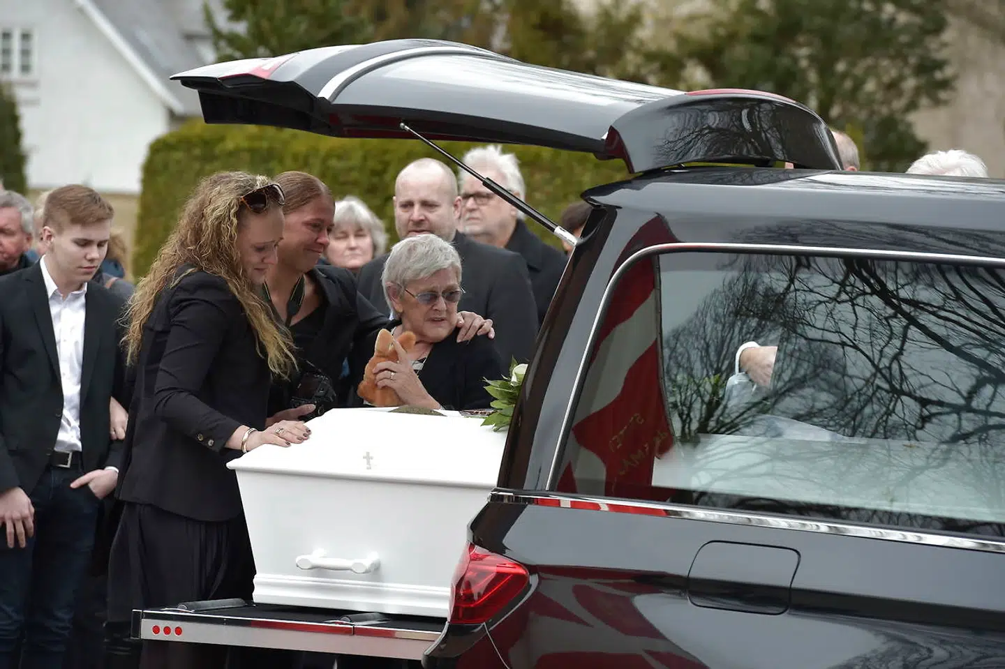 Bokseren Jørgen "Gamle" Hansen bisættes fra kapellet på Almen Kirkegård i Aalborg, onsdag den 21. marts 2018. Bokselegenden døde efter mange års sygdom og blev 74 år gammel. (Foto: Rene Schütze/Scanpix 2018)