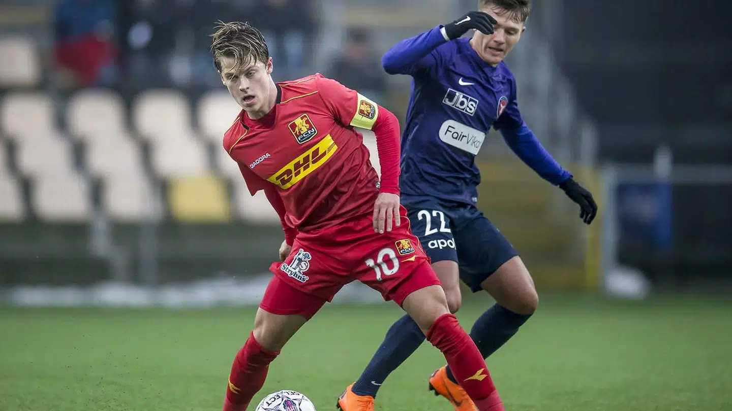 Mathias Jensen blev i kampen mod FC Midtjylland synet af Ajax.