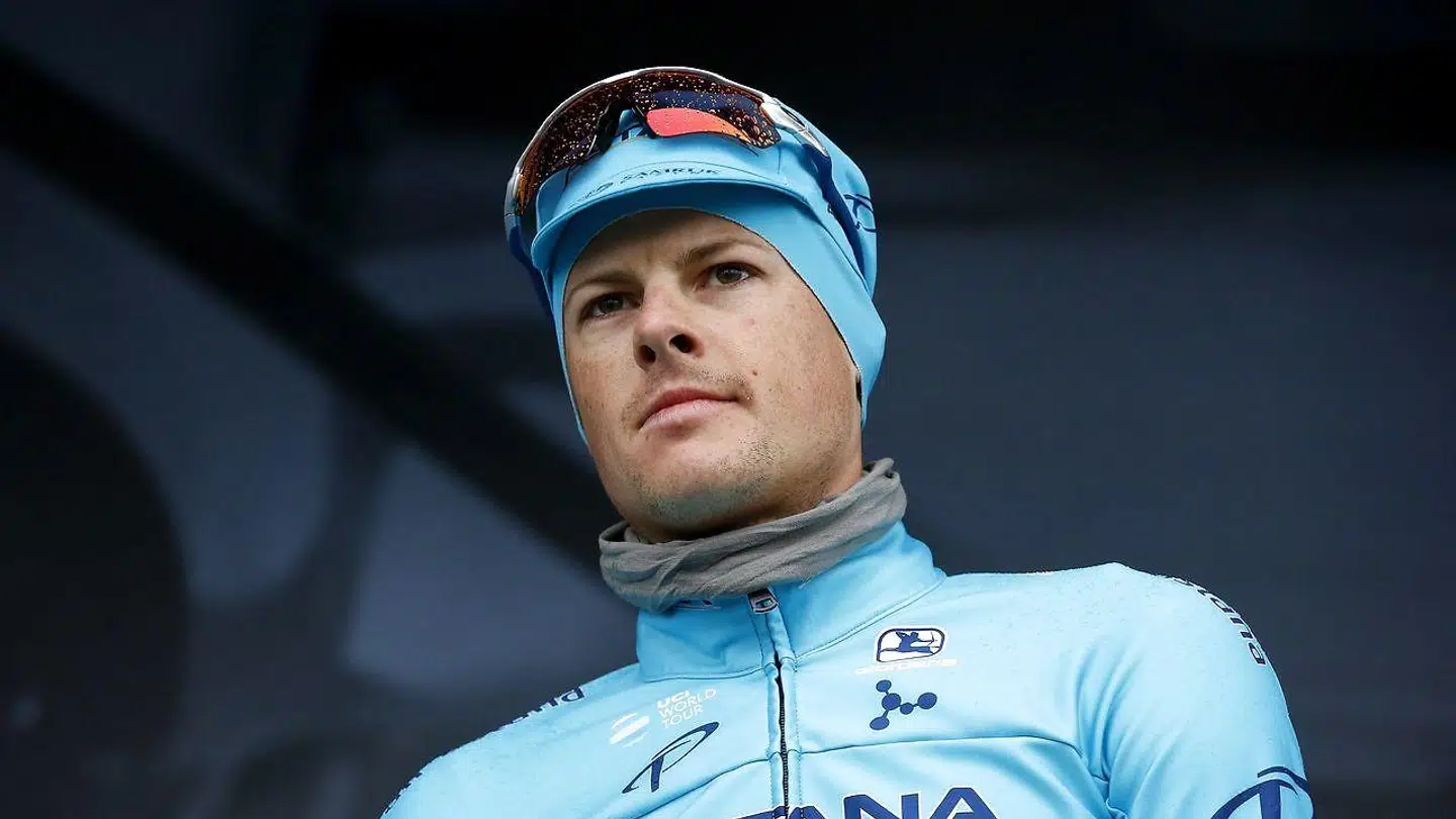 Jakob Fuglsang havde ikke heldet med sig, da han styrtede på sidste etape af Paris-Nice.