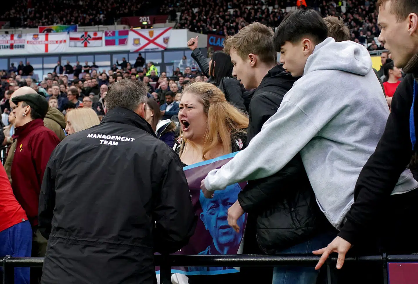 Stemningen blev meget anspændt efter West Hams nederlag til Burnley.