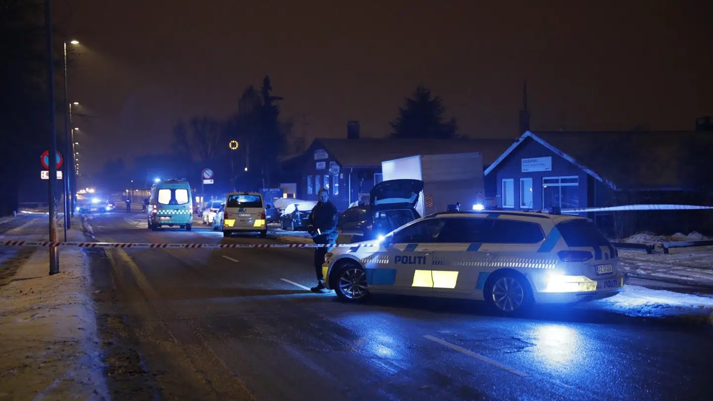 Politiet er mandag aften til stede i Rødovre, hvor et alvorligt slagsmål har fundet sted.