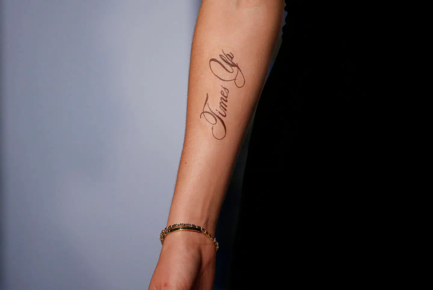 Her ses et billede af tatoveringen.