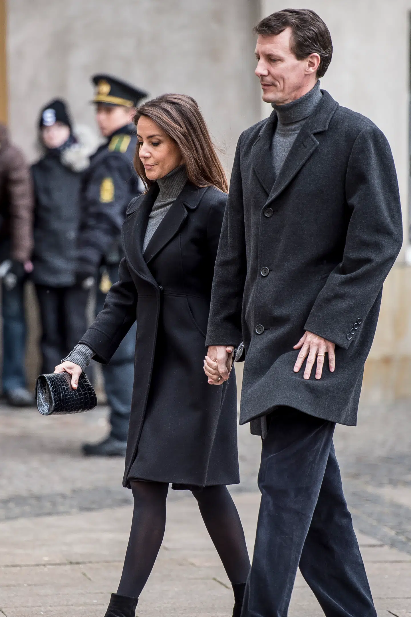 Prins Joachim og prinsesse Marie kan træde ud af deres lidt anonyme roller i Kongehuset, hvis de får lov til at overtage flere af prins Henriks protektioner.