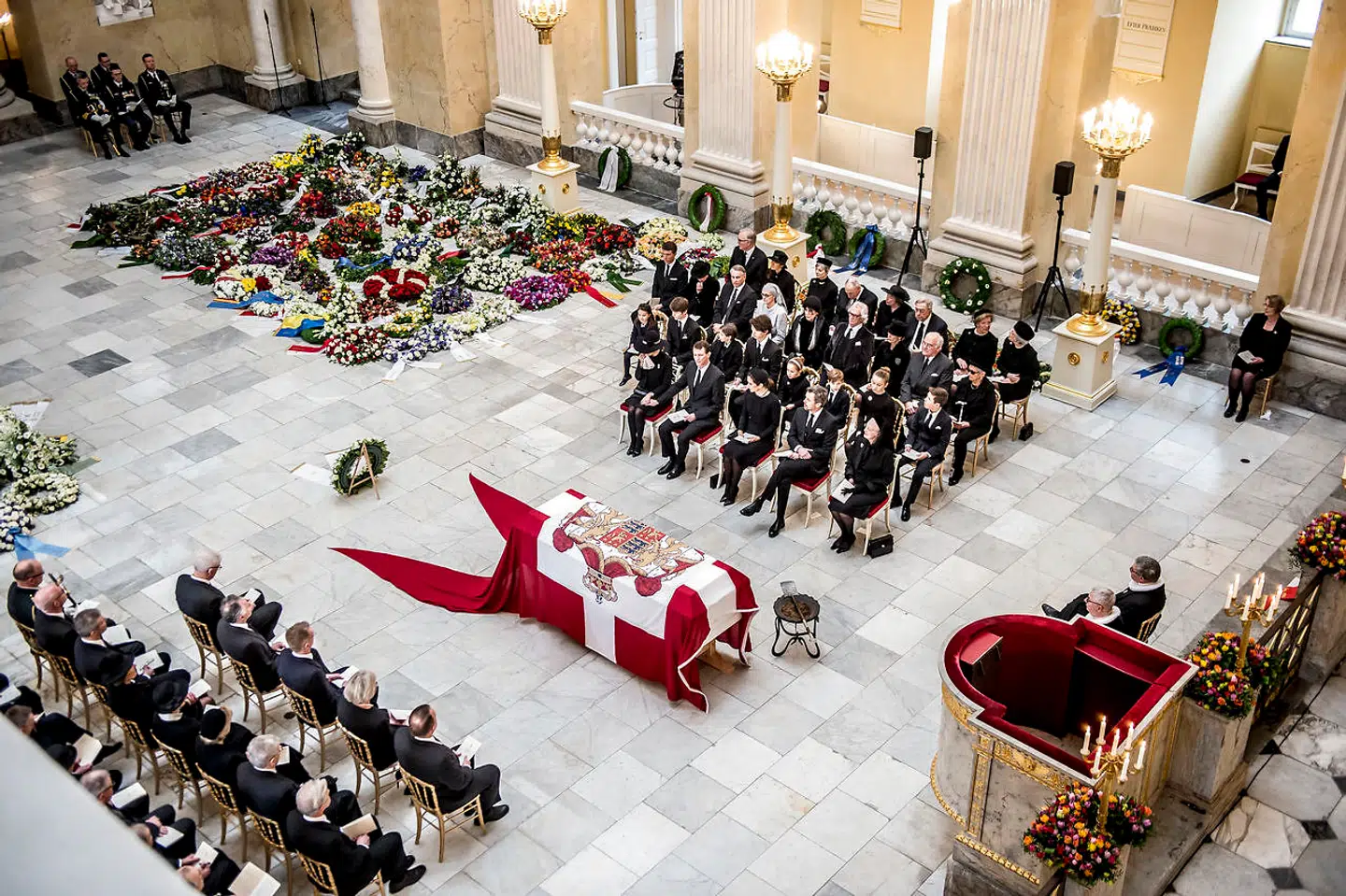 Prins Henriks bisættelse i Christiansborg Slotskirke i København.