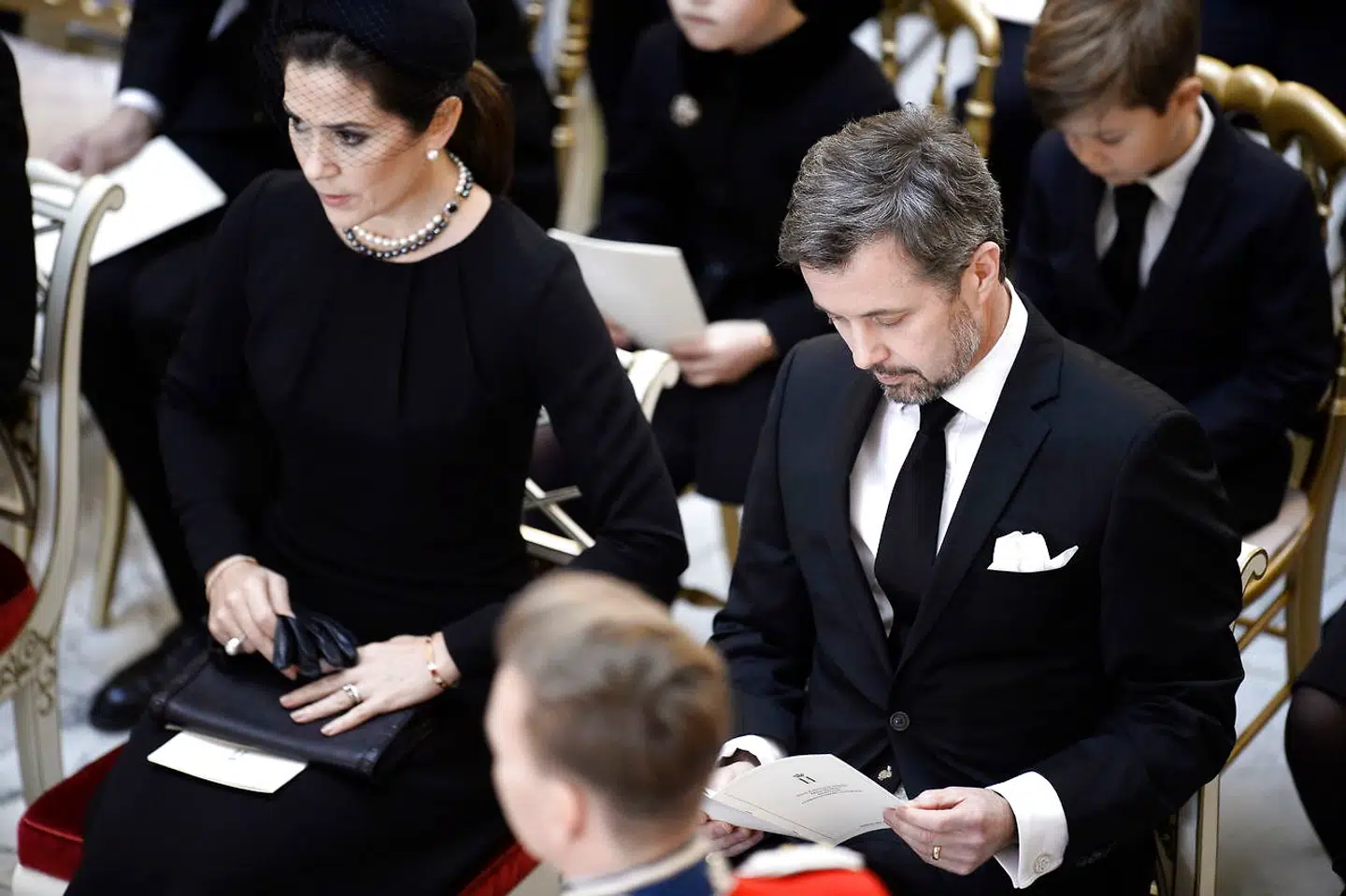 Kronprinsesse Mary og kronprins Frederik. Prins Henrik bisættes fra Christiansborg Slotskirke i København.