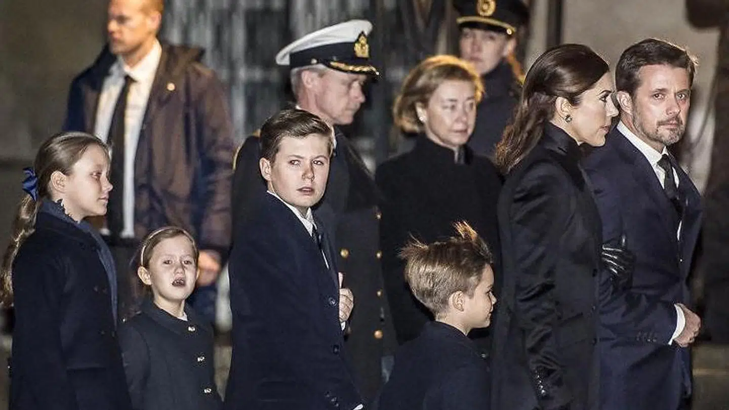 Kongefamilien ankommer til Christiansborg Slotskirke i København, fredag den 16. februar 2018.