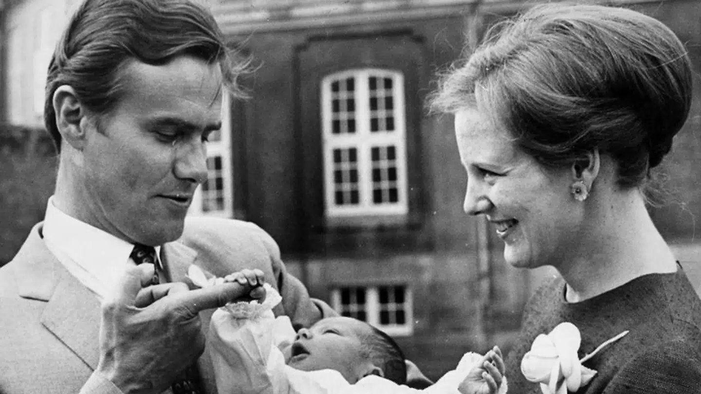 Kronprins Frederik som nyfødt.