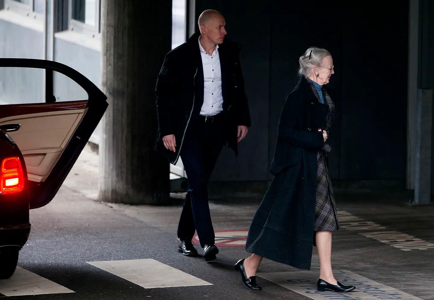 Dronning Margrethe besøger prins Henrik på Rigshospitalet hvor han fortsat var indlagt mandag den 12. februar 2018.