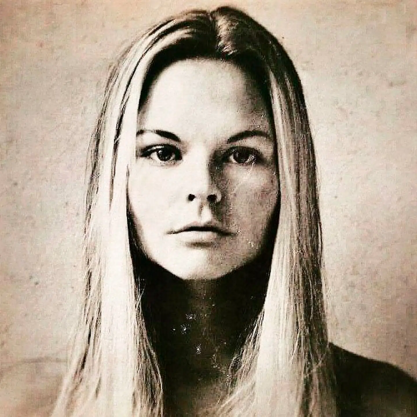 Selvportræt cirka 20 år.