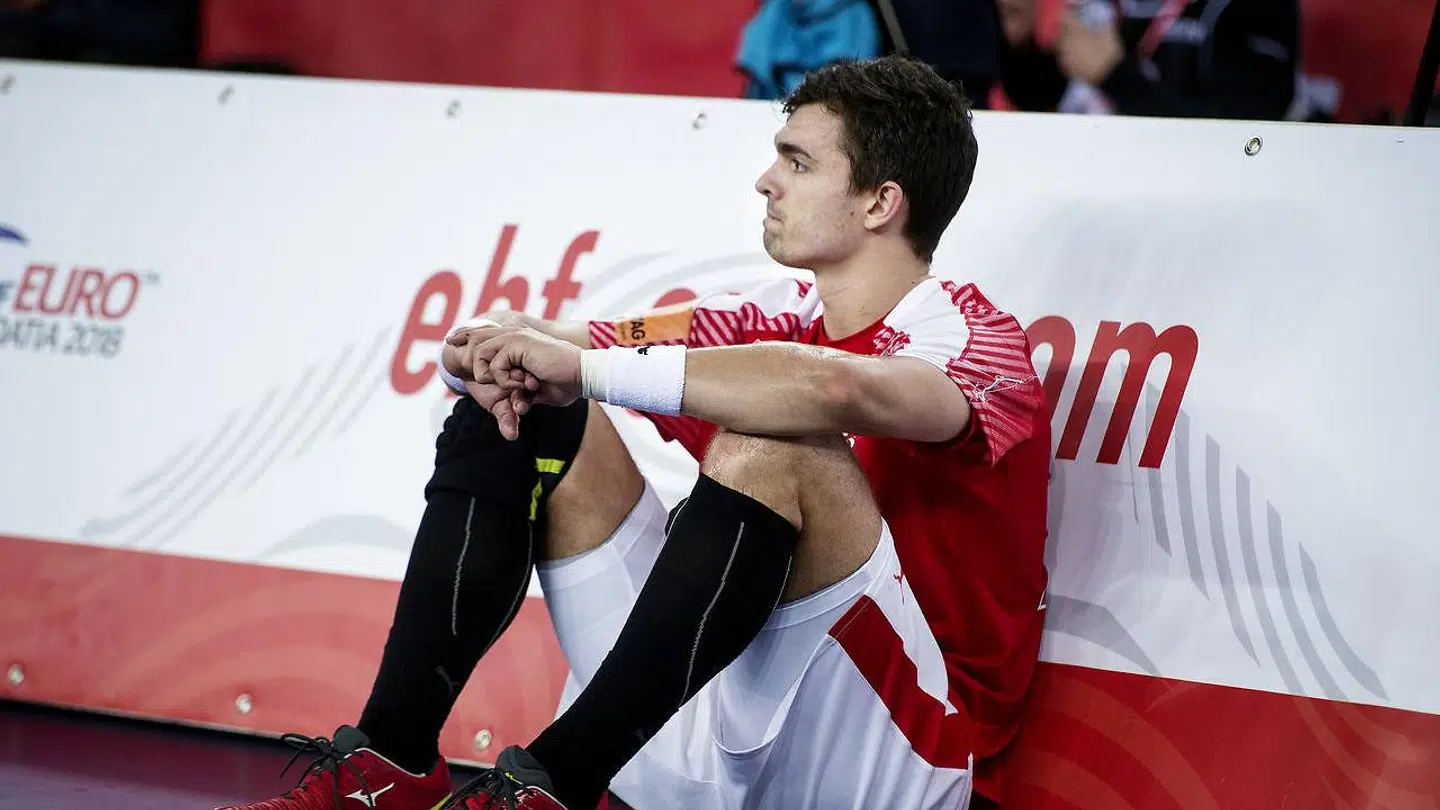 Rasmus Lauge havde følelserne helt udenpå tøjet efter Danmarks skuffende semifinalenederlag til Sverige.