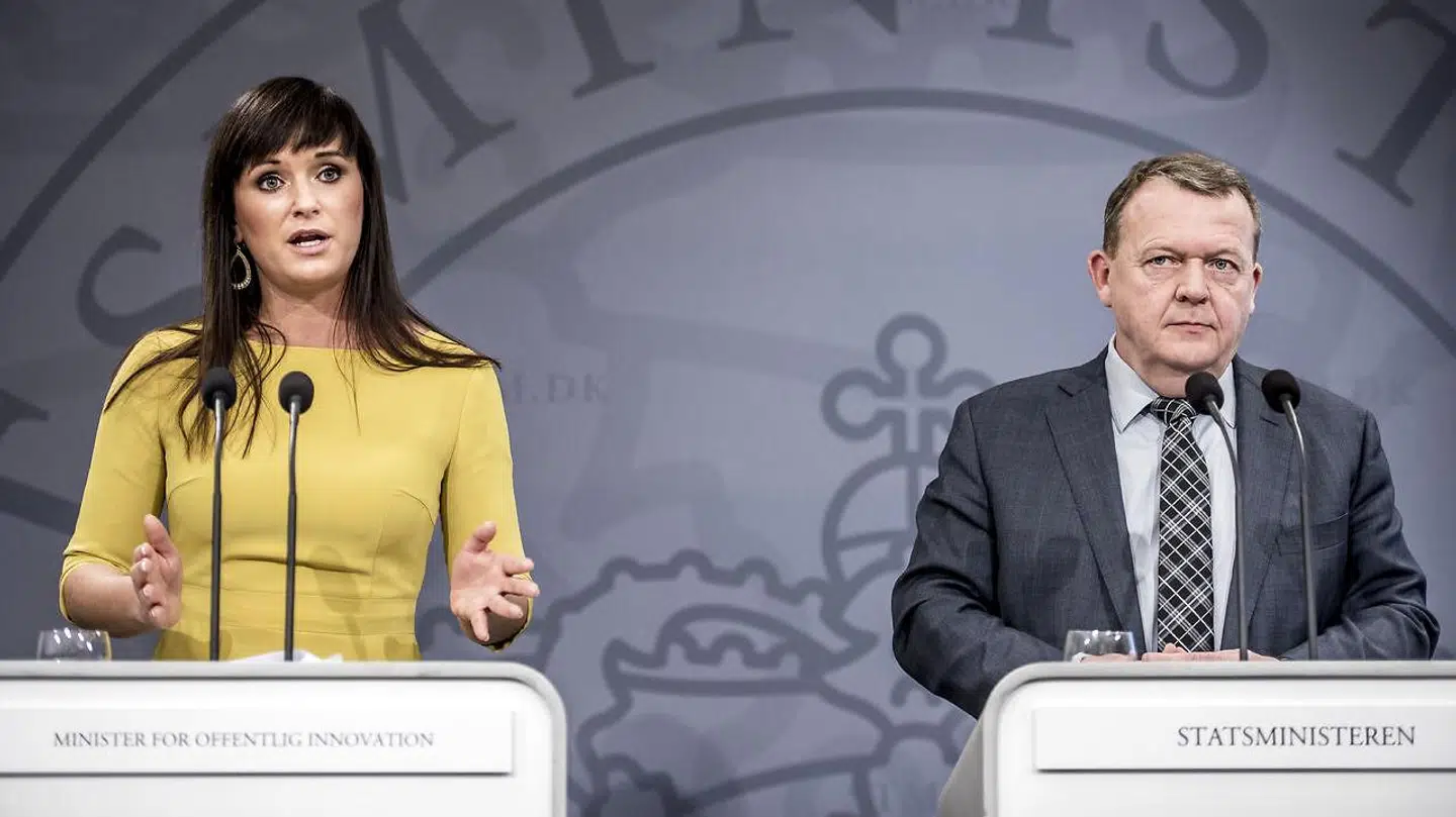 Pressemøde i Statsministeriet med Statsminister Lars Løkke Rasmussen og minister for offentlig innovation Sophie Løhde, som præsenterer "Bedre balance II - statslige arbejdspladser tættere på borgere og virksomheder, " onsdag den 17. januar kl. 13.00 i Statsministeriets Spejlsal på Christiansborg i København.