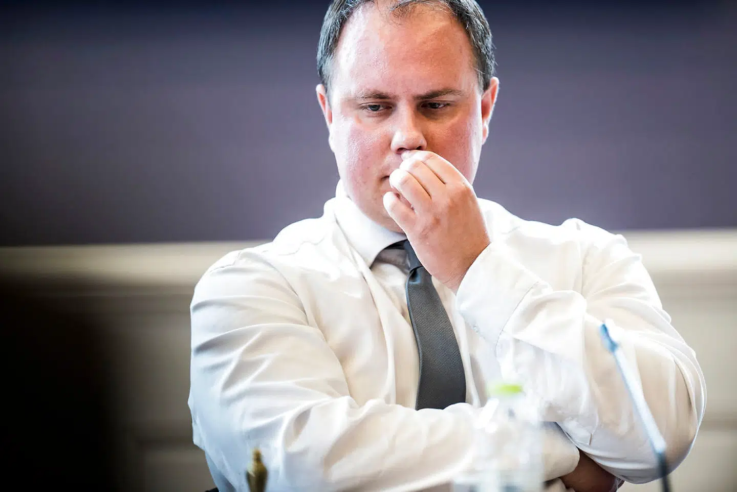 »Der er fri adgang til at møde frem i Folketinget og fremføre sine argumenter. Men der er nogle principper, der skal overholdes, og det er at man skal kunne se, hvem man taler med,« siger Martin Henriksen, DF. (Foto: Ida Marie Odgaard/Scanpix 2017)