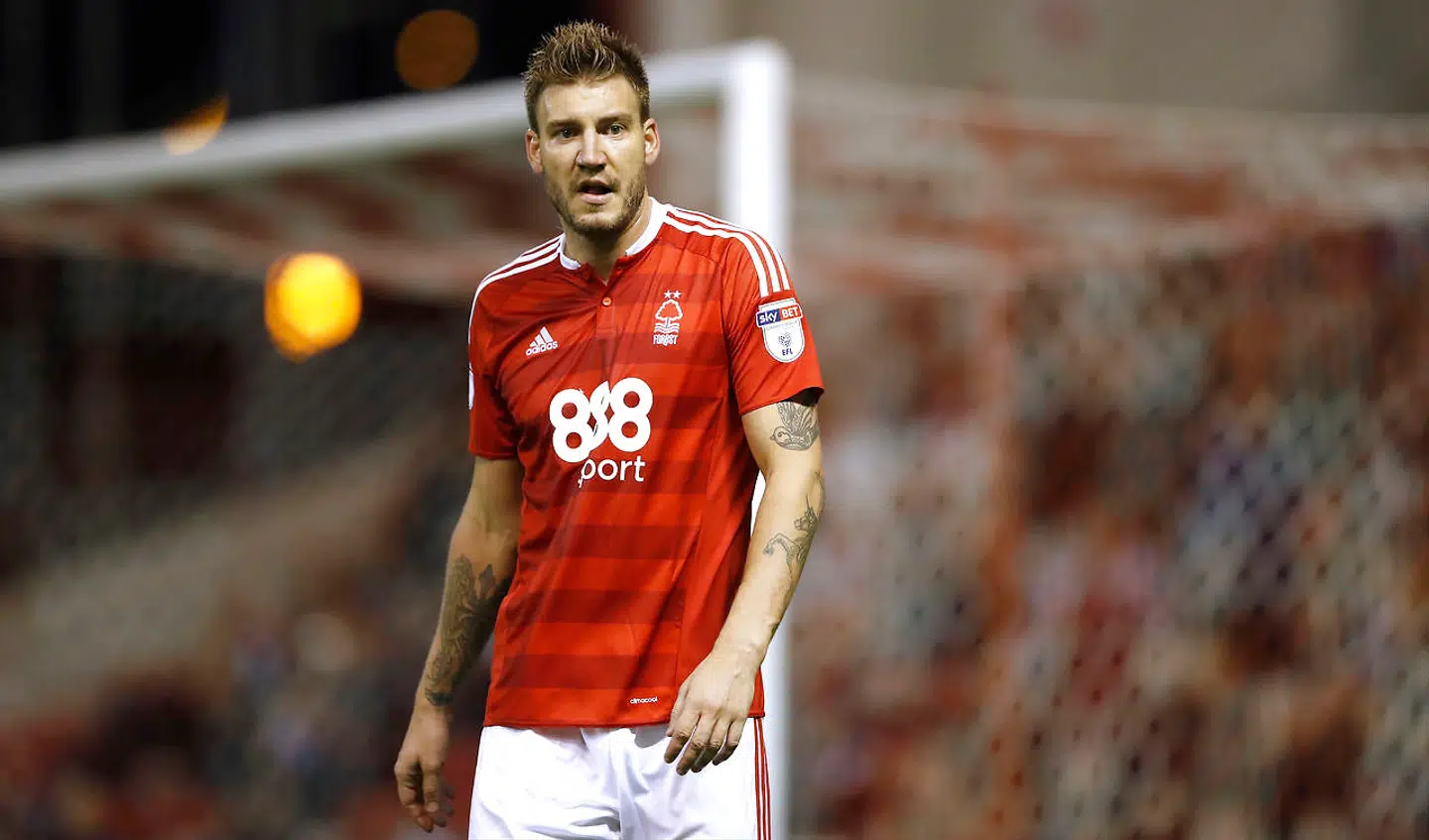 Bendtner i sin Nottingham-tid i 2017 som 29-årig. Det blev aldrig den store succes.