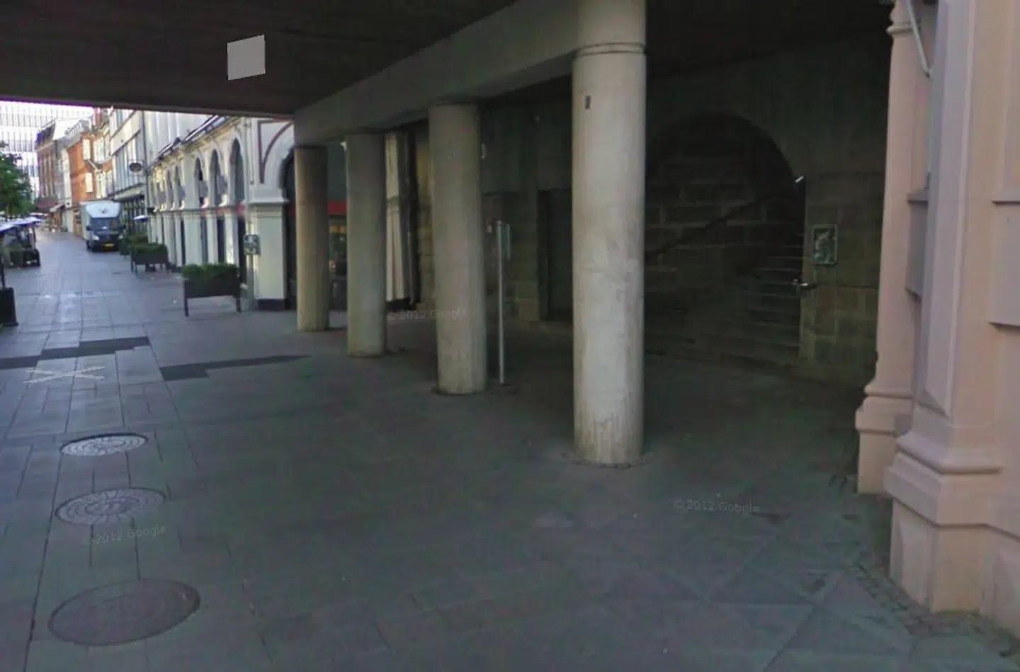 Det er denne trappe, Anders Holch Povlsen og Aarhus Kommune vil lave om.