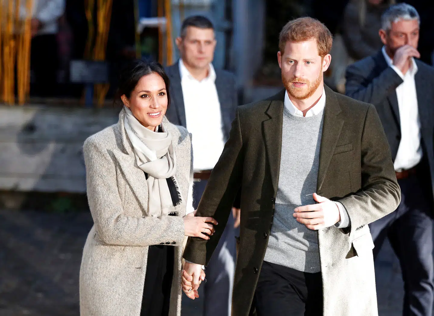 Prins Harry og Meghan Markle. Her ses de forlade radiostationen Reprezent FM i Britxtong. Billeder her er fra den 9. januar.