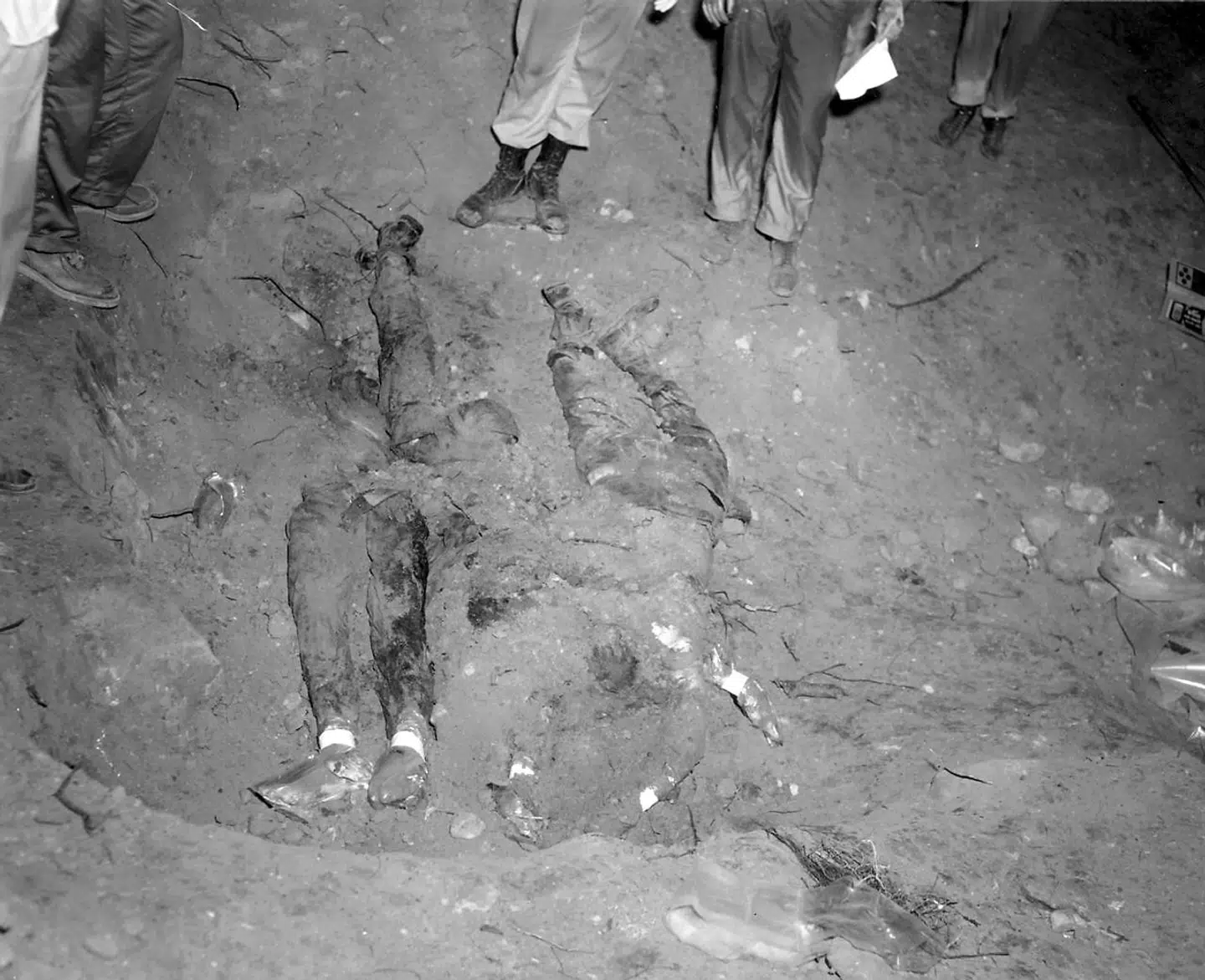 FBIs billede af fundet af de tre lig i 1964.