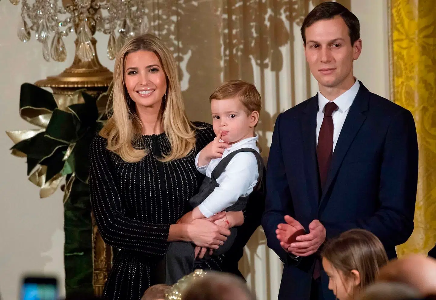 Ivanka Trump med Jared Kushner og sønnen Theodore.