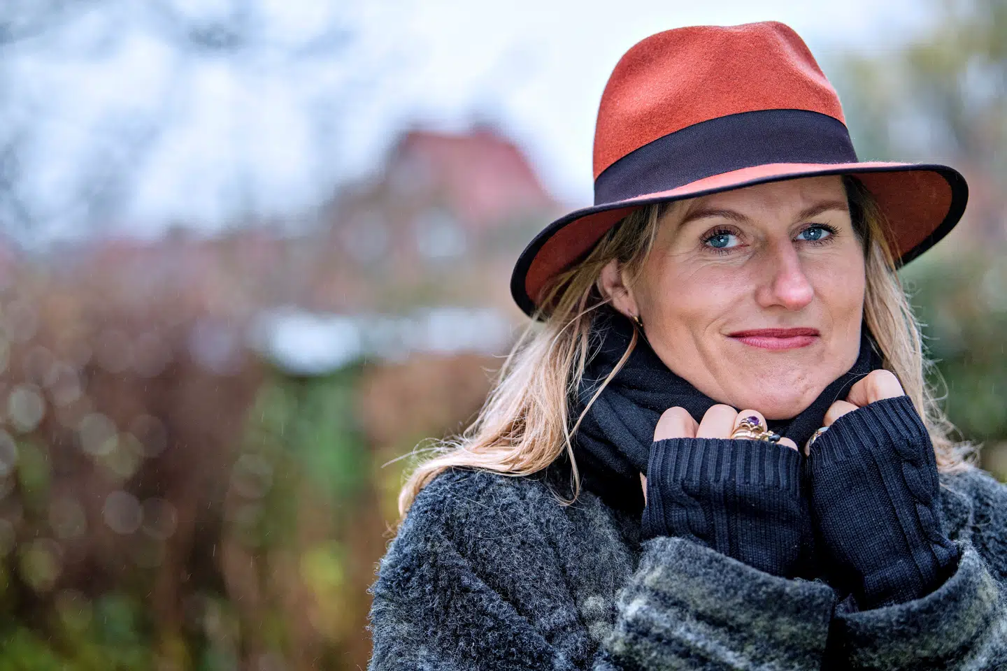 Emilie Brandt, datter af modeskaberne Margit Brandt og Erik Brandt. Emilie arbejder som filmproducent.