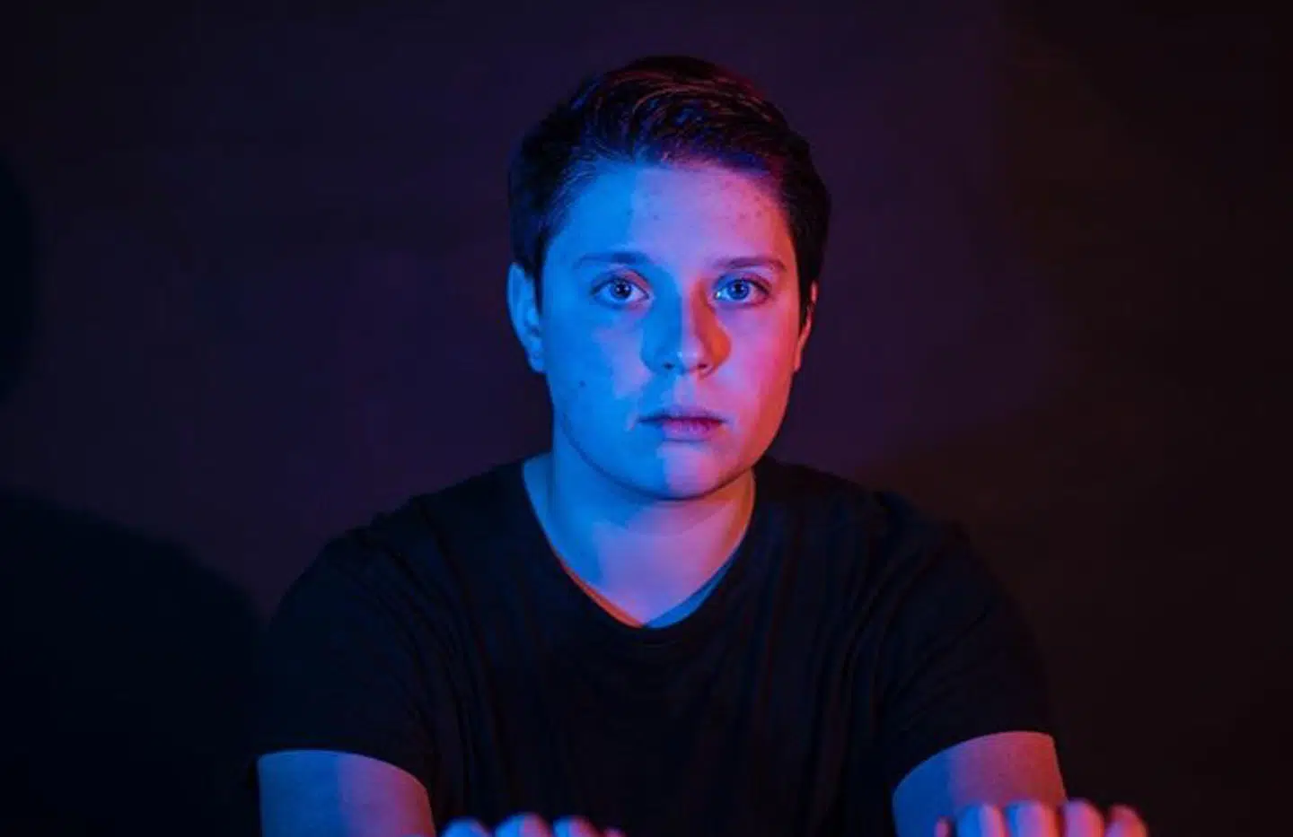 Alexander føler sig som en dreng. Men fordi han kun er 17 år, er han officielt stadig en pige. Foto: Kristiane Bruun Becktoft