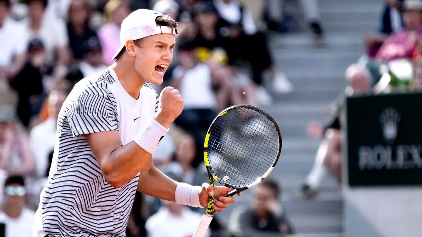 Holger Rune er ligeledes videre til tredje runde i Paris.