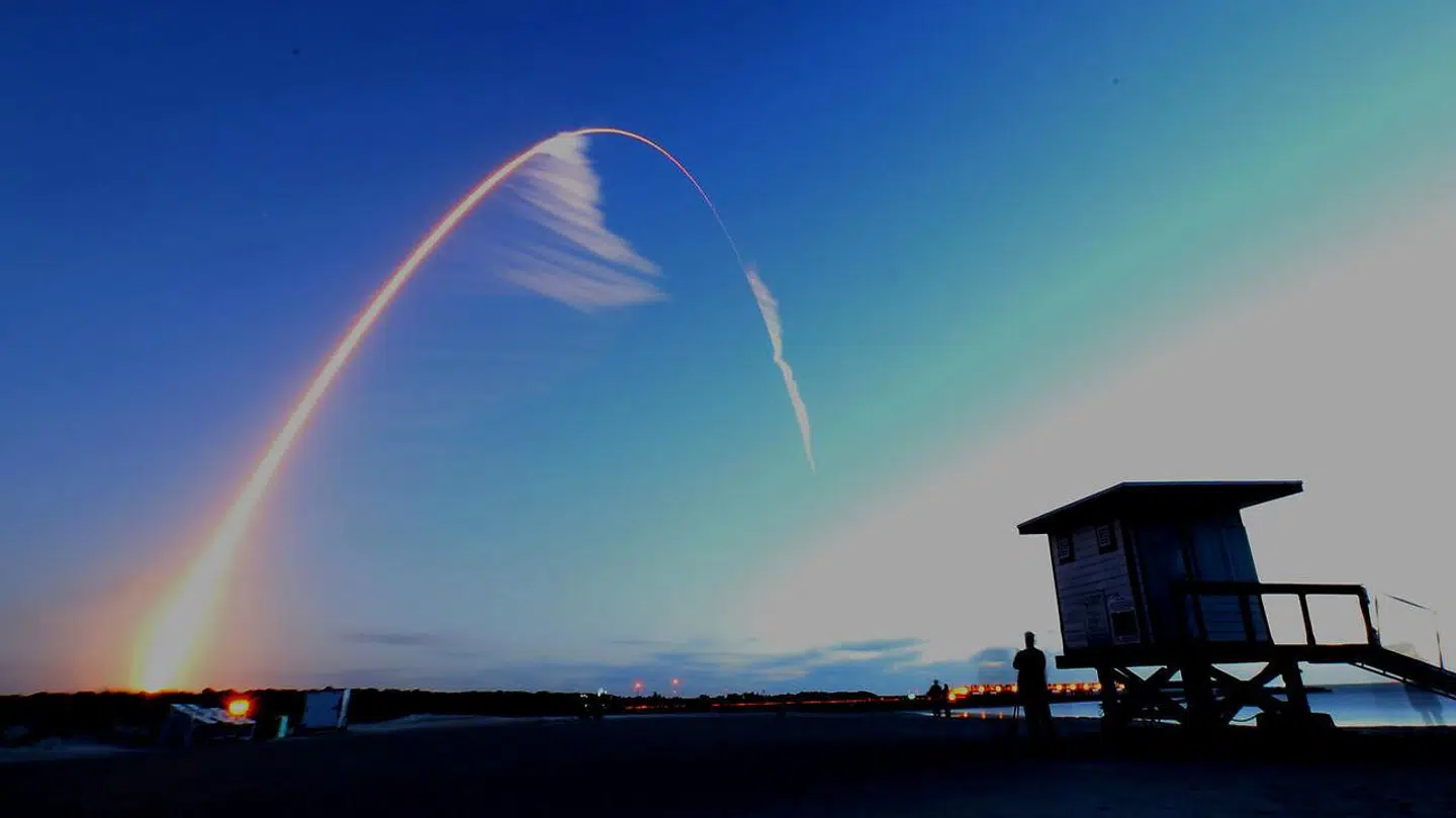 Her bliver Boeings CST-100 Starliner-rumkapsel sendt mod himlen på toppen af en Atlas V-raket.