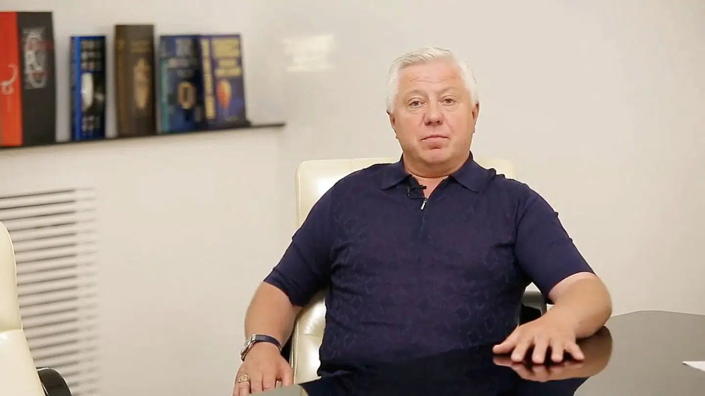 Alexander Govor har forpligtet sig til at betale løn til alle McDonald's 62.000 russiske ansatte de næste to år.