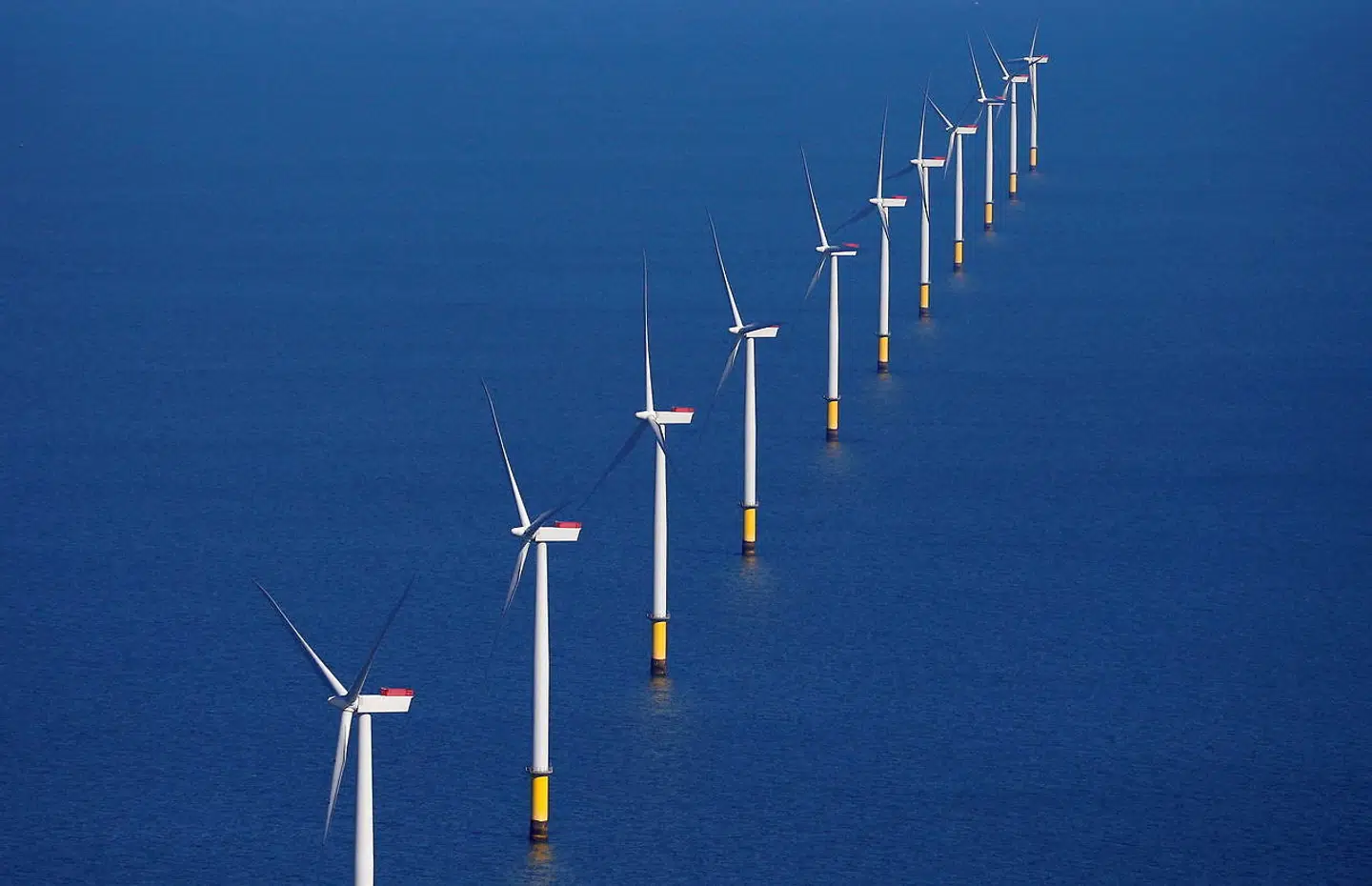 FILE PHOTO: FILE PHOTO: General view of the Walney Extension offshore wind farm operated by Orsted off the coast of Blackpool, Britain September 5, 2018. REUTERS/Phil Noble//File Photo/File Photo