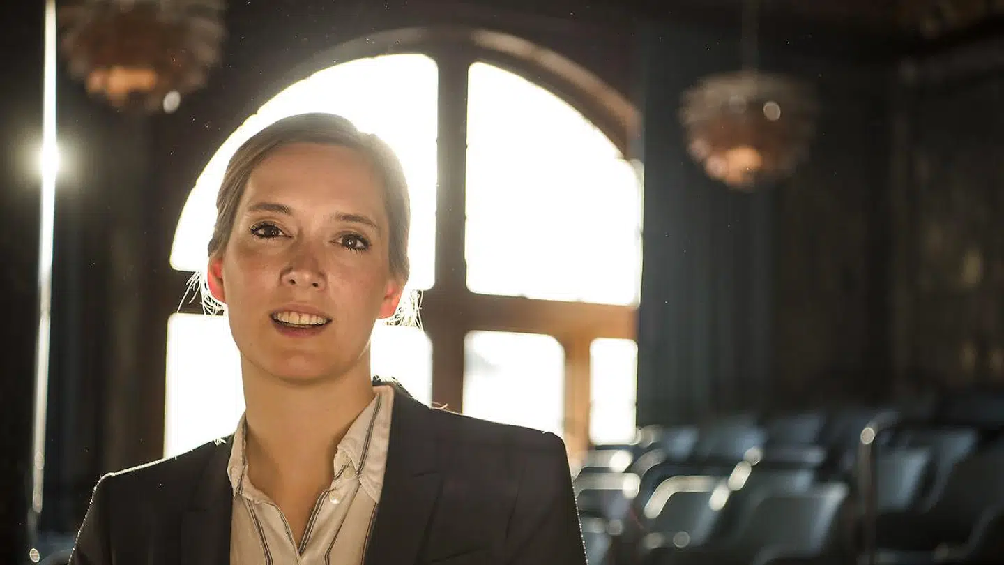 Privatøkonom og chefanalytiker i Danske Bank, Louise Aggerstrøm Hansen, sluger næsten alle slags bøger og lytter podcast på farten.