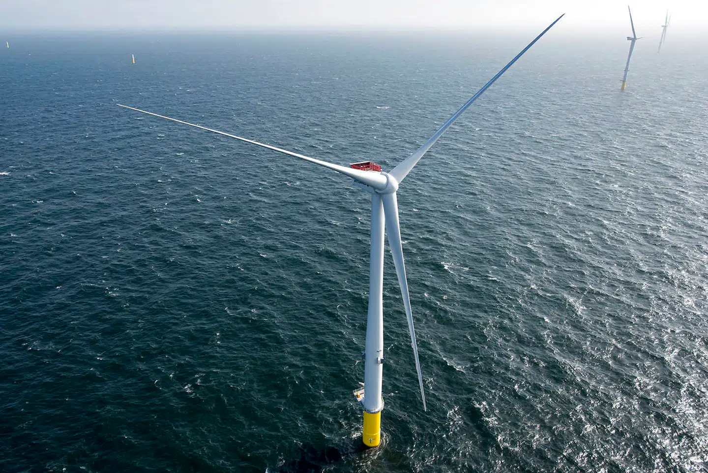 Horns Rev 3 fotograferet fra luften onsdag den. 19. september 2018. På Horns Rev 3 opsætter Vattenfall verdens kraftigste vindmøller, MHI Vestas V164, som hver kan levere 8, 3 MW. (Foto: Michael Drost-Hansen/Ritzau Scanpix)