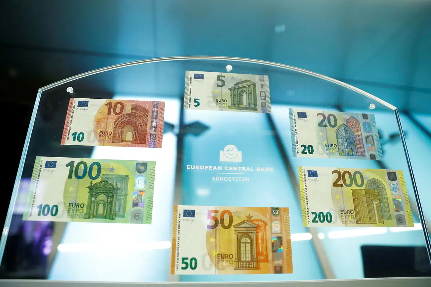 FILE PHOTO: The complete Europa series, with the new 100- and 200-euro banknotes, is displayed during a presentation at the ECB headquarters in Frankfurt, Germany, September 17, 2018. REUTERS/Kai Pfaffenbach/File Photo