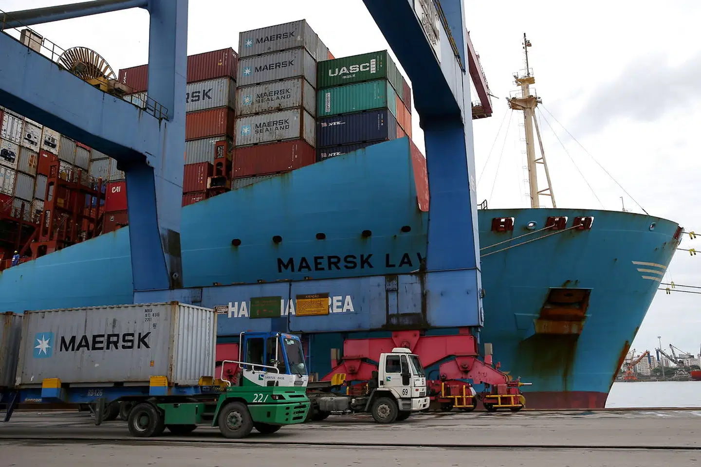 FILE PHOTO: A Maersk ship and containers are seen at the Port of Santos, Brazil, September 23, 2019. REUTERS/Amanda Perobelli/File Photo
