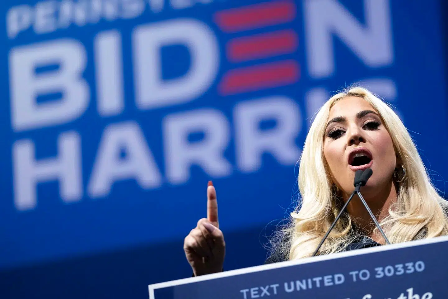 Lady Gaga kæmper for at få Joe Biden valgt som præsident under et valgarrangement i Pennsylvania 2.. november 2020.
