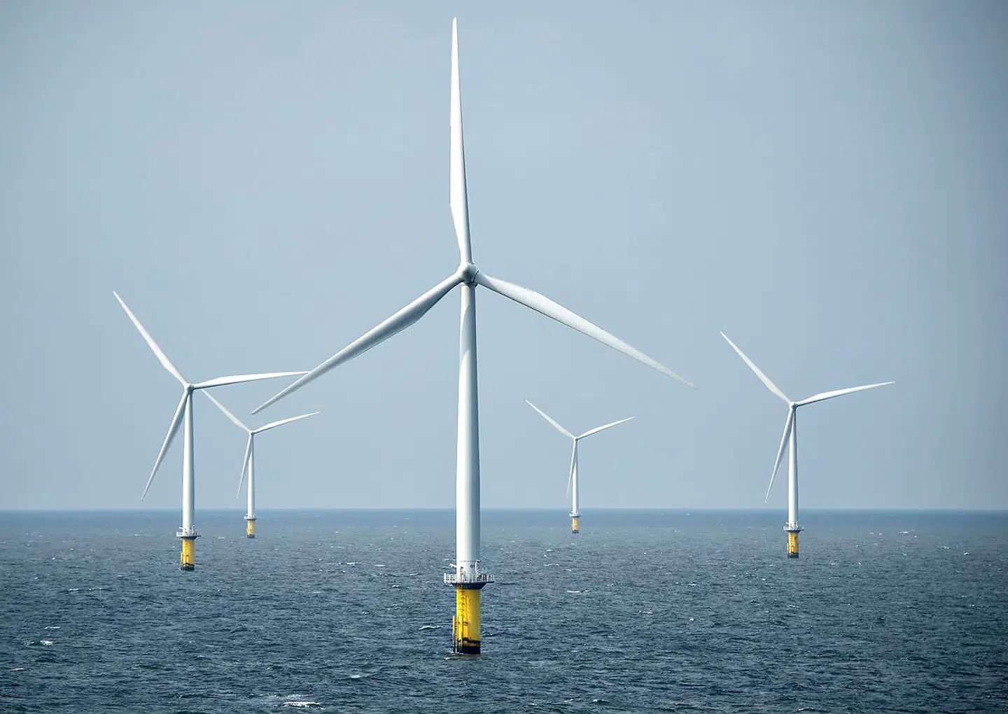 ARKIVFOTO: Ørsted havvindmøllepark Horns Rev 2 i Nordsøen ud for Esbjerg, den 12. april 2018.
