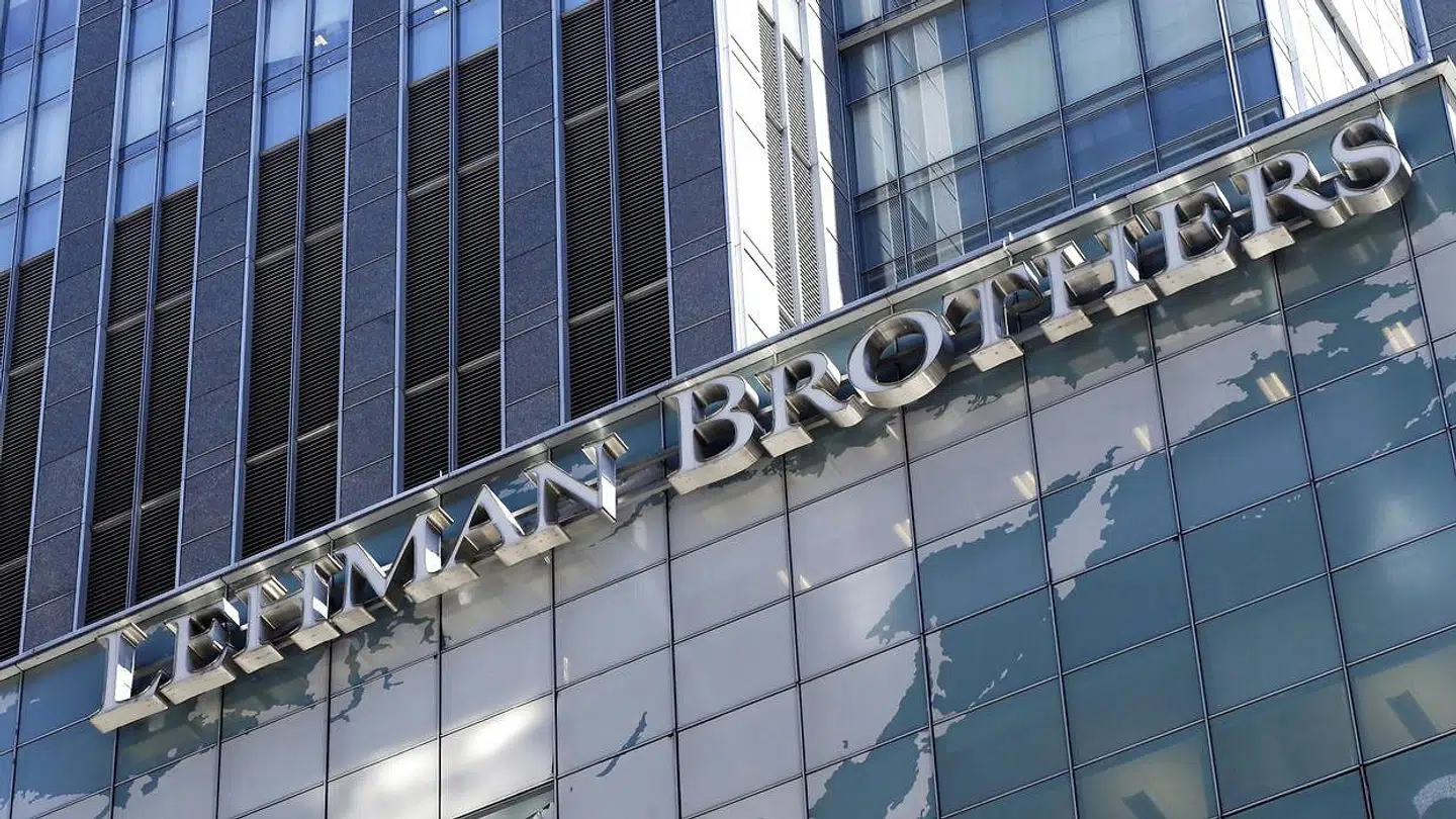 Her ses et billede af Lehman Brothers hovedkvarter i New York.