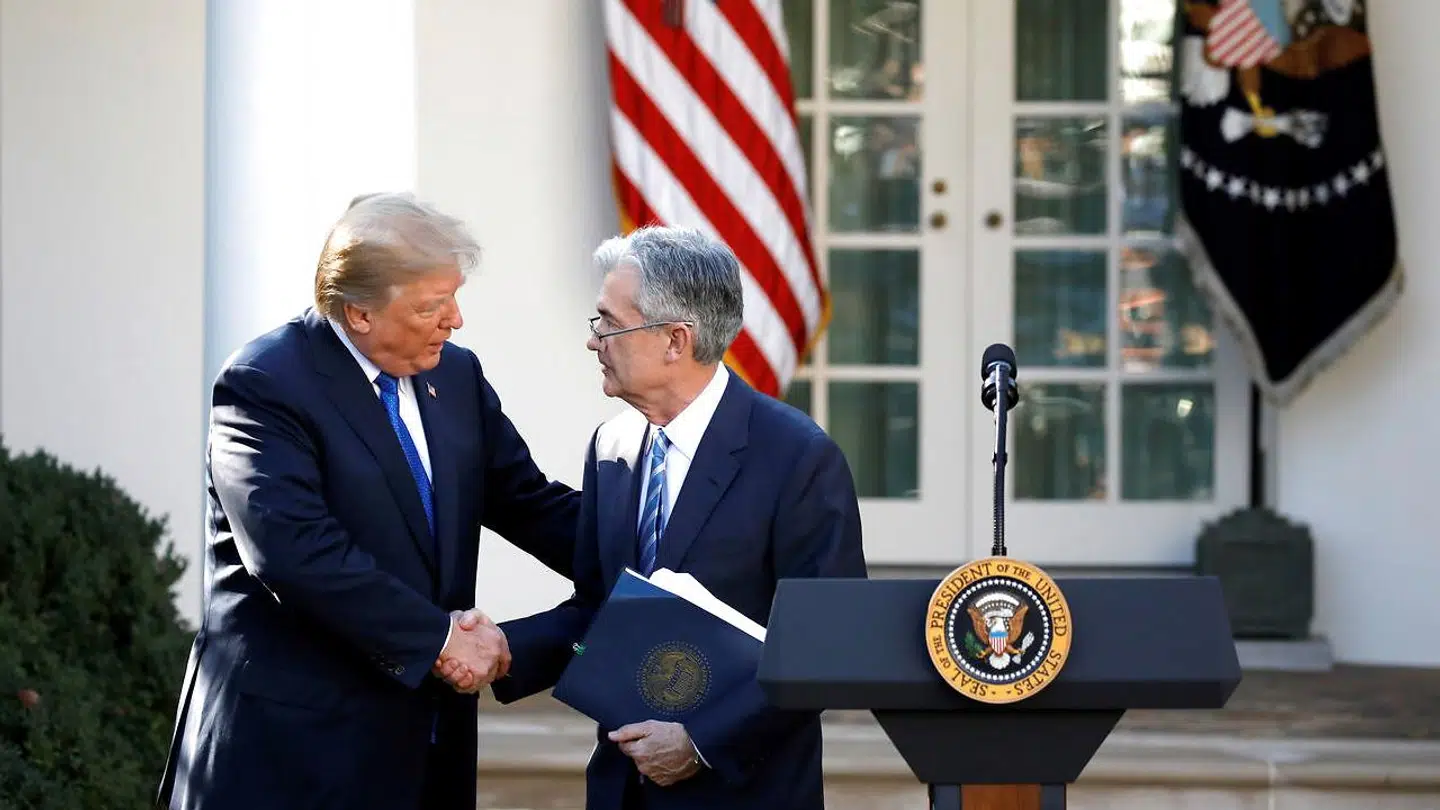 Her ses USAs præsident Trump med den amerikanske centralbanks topchef, Jerome Powell