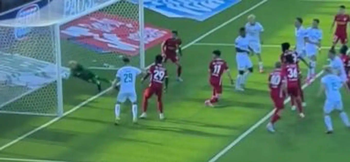 Viborg havde måske/måske ikke bolden over stregen mod FCN.