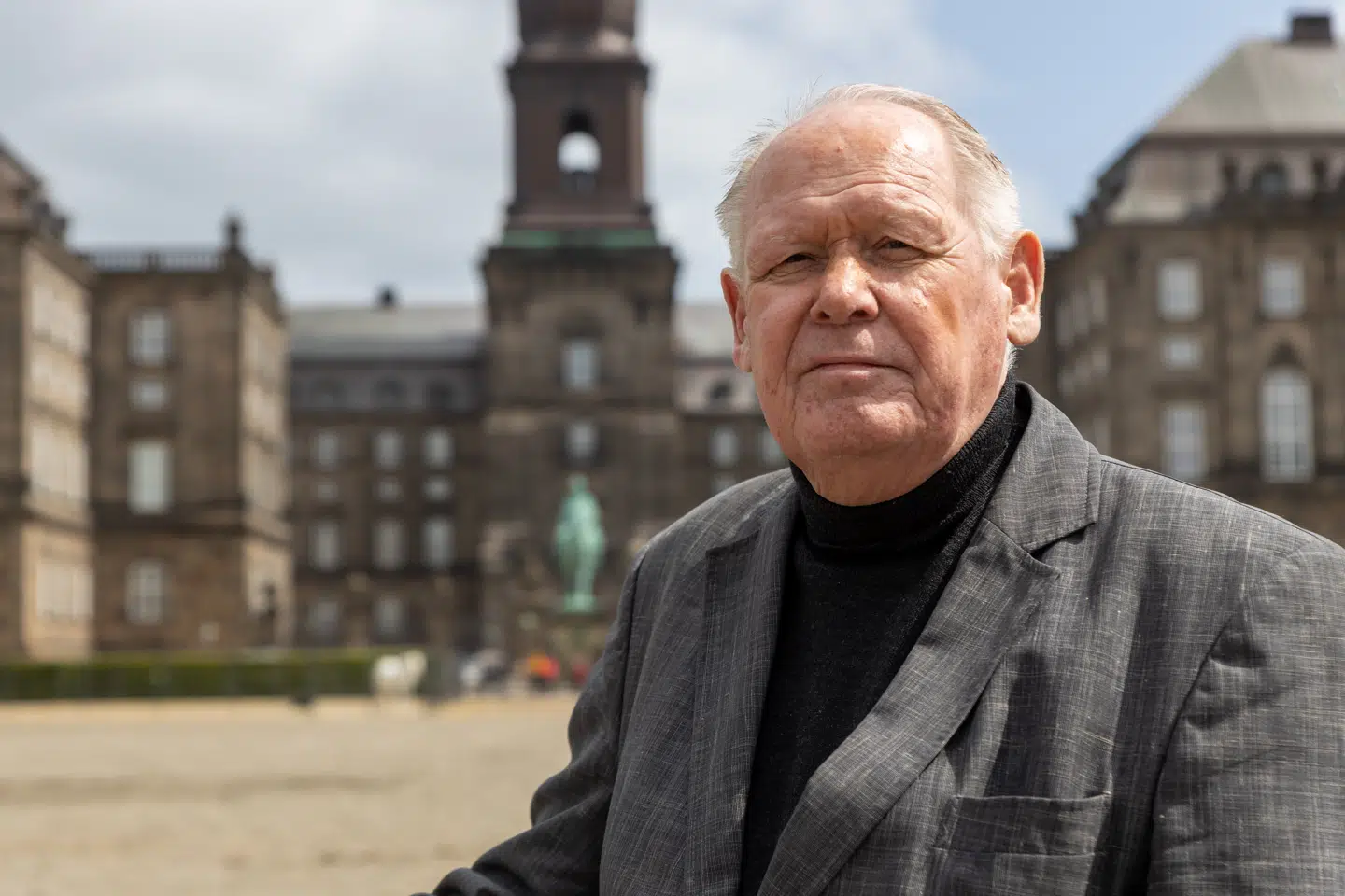 John Foley, tidligere medarbejder i FE, mener, at sms-sagen ligner et coverup.