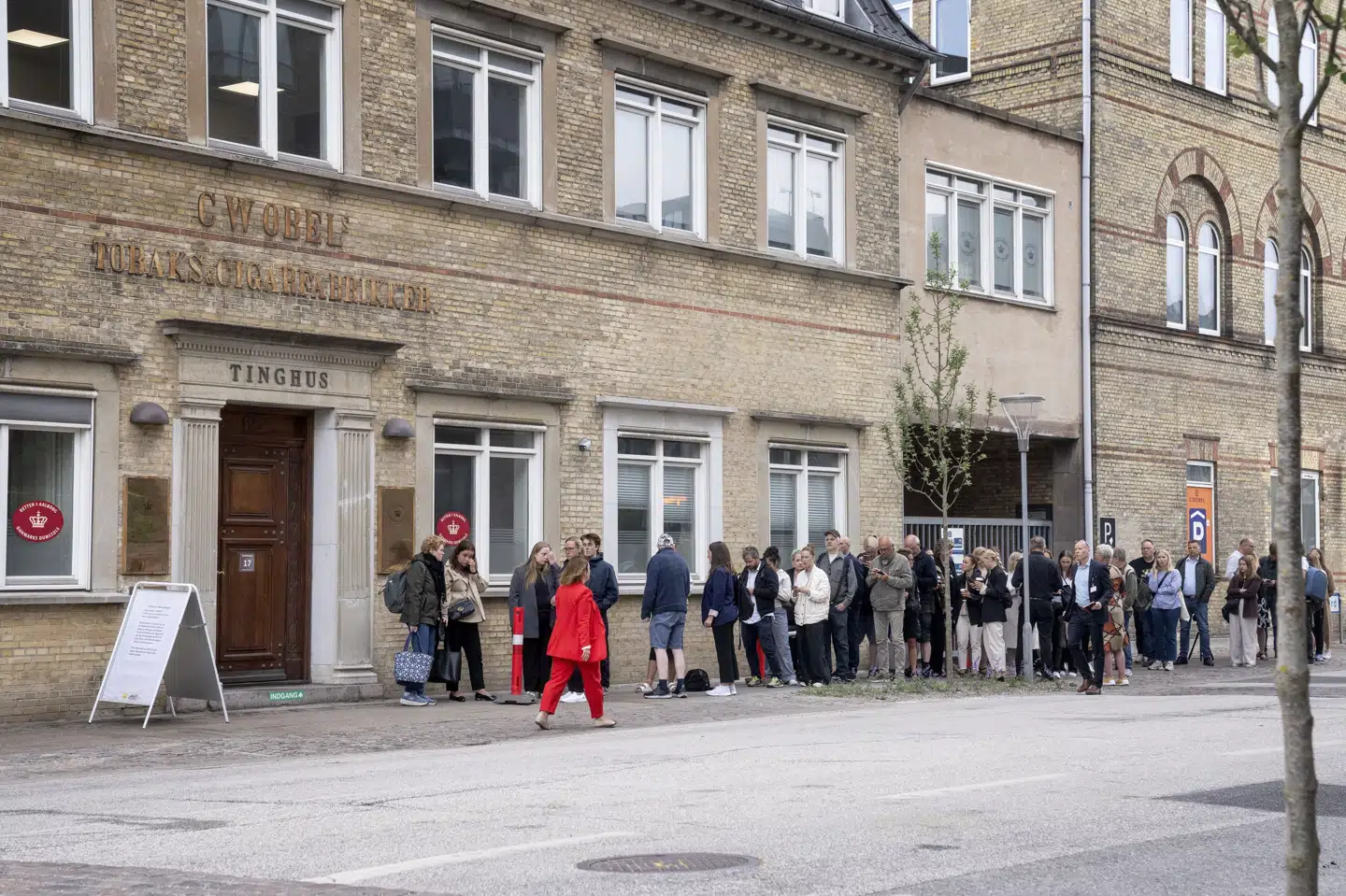 Sagen om den forsvundne Mia Skadhauge Stevn har trukket fulde huse på tilhørerpladserne i Retten i Aalborg. Billedet her er fra første retsdag 7. juni. (Arkivfoto). Bo Amstrup/Ritzau Scanpix