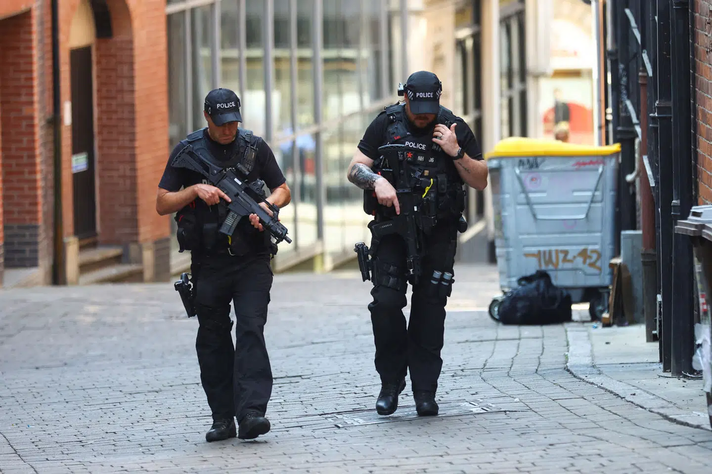 Tre mennesker blev dræbt under det brutale angreb. Flere blev kvæstet.
