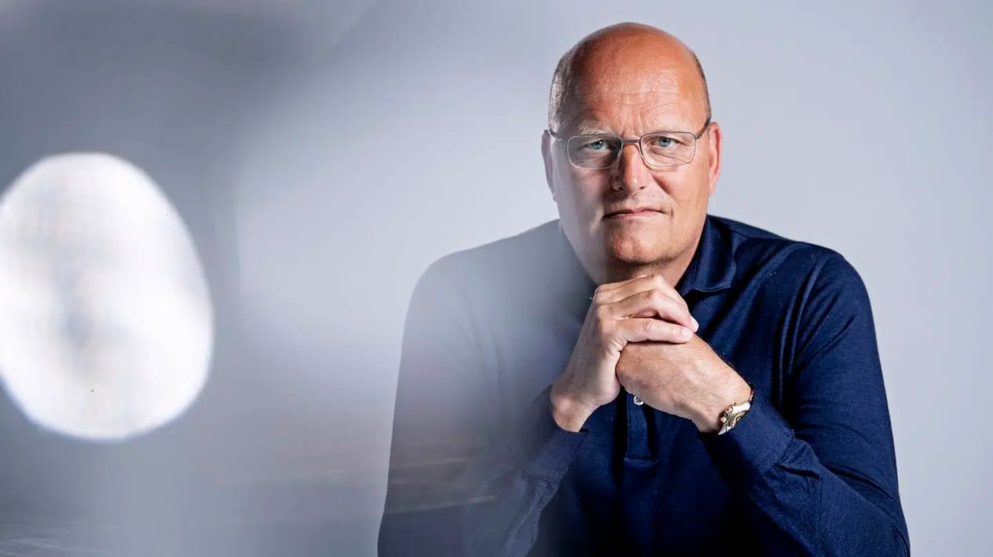 Bjarne Riis var leder for Gino Mäder på NTT-holdet i 2020.