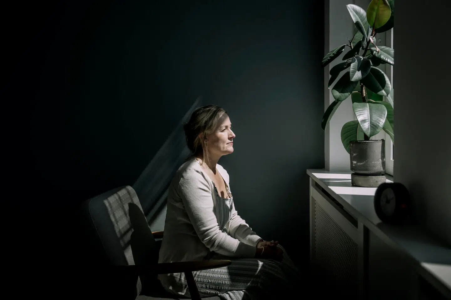 Pia Callesen plejer at give sine klienter hjemmeopgaver for, når de kommer i hendes klinik. En af dem går ud på, at de kun må dyrke deres tanker i bestemte tidsrum.