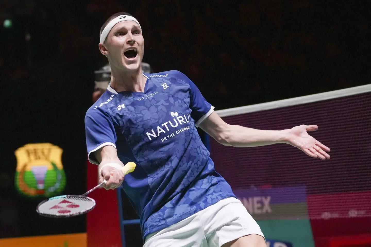 Viktor Axelsen har spillet forrygende badminton i denne uge i Indonesien, og søndag endte det med dansk finalesejr. (Arkivfoto). Tatan Syuflana/Ritzau Scanpix