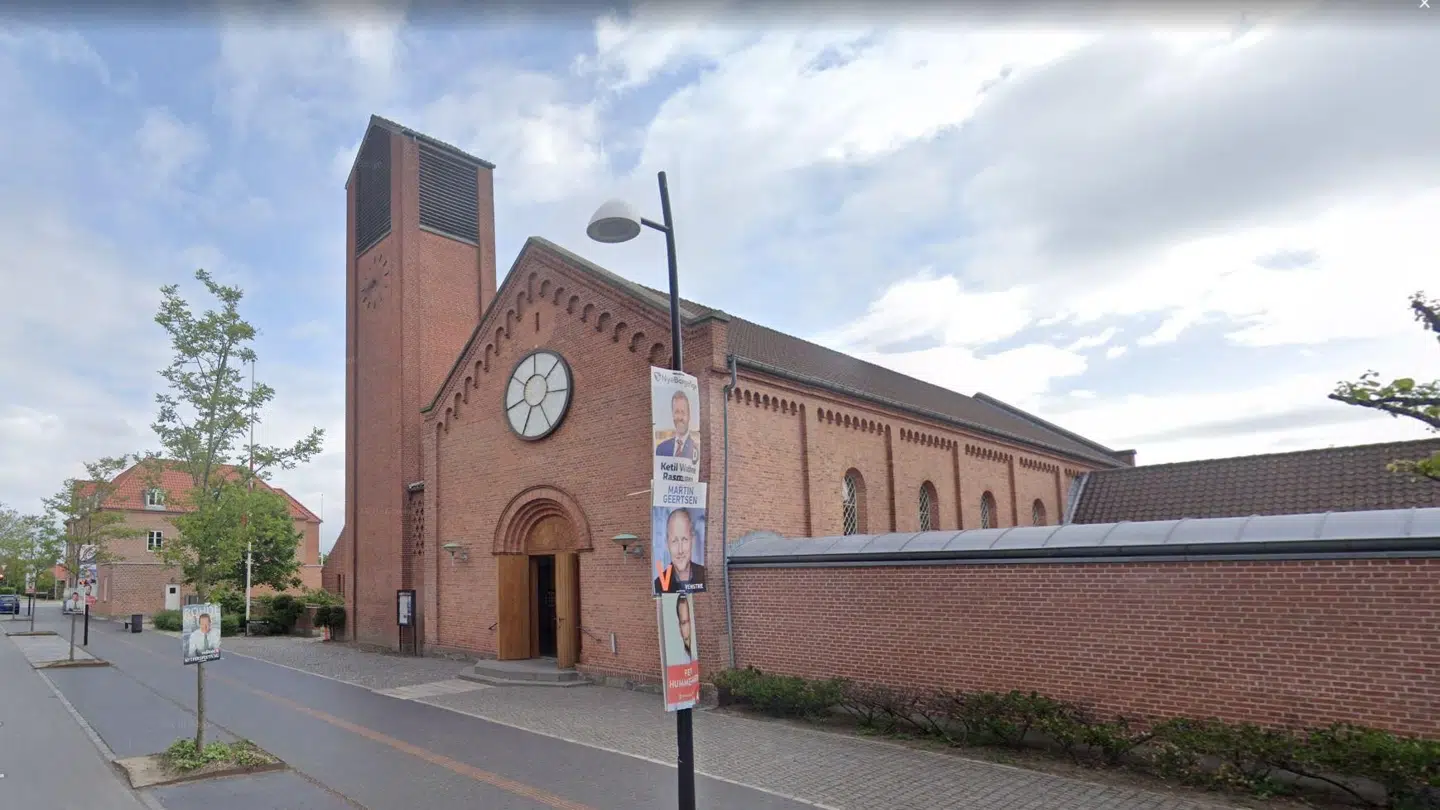 Kastrup Kirke er plaget af et elendigt arbejdsmiljø på grund af omfattende mobning og psykisk vold. Foto: Google Sreet View