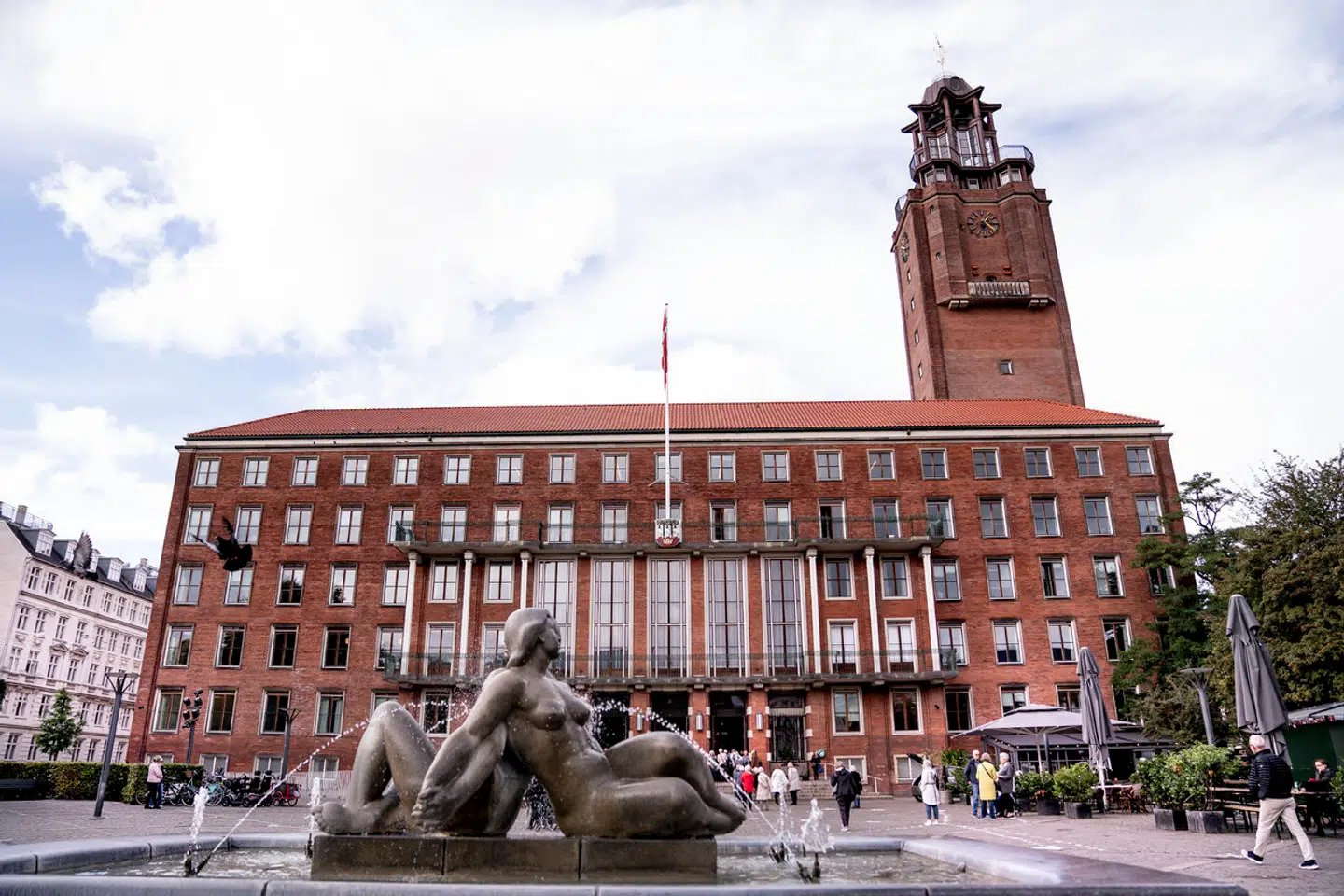 Frederiksbergs borgmester, Michael Vindfeldt (S), er klar med et tiltag, der skal få langtidsparkerede veteranbiler ud af kommunens parkeringskældre.