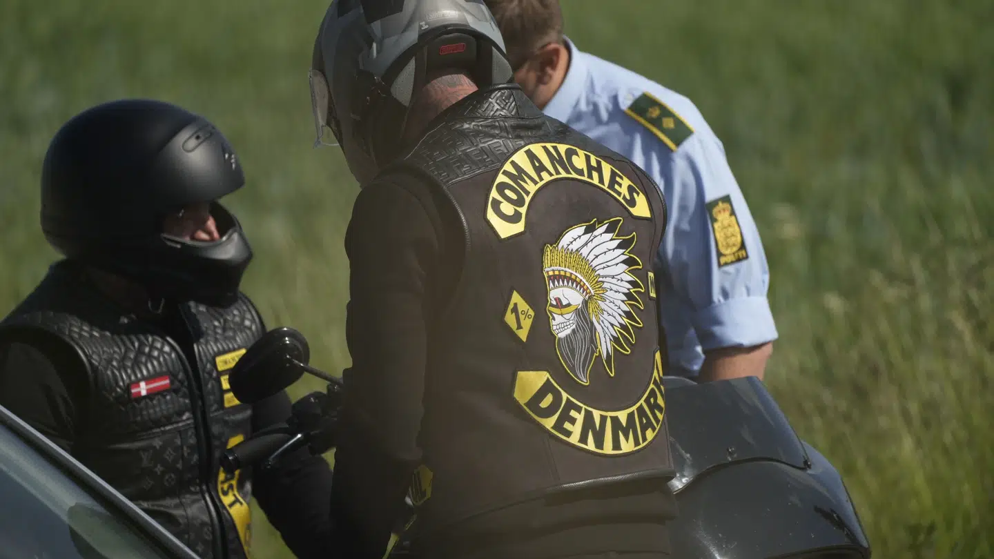 20 medlemmer af rockerklubben Comanches er sigtet og varetægtsfængslet i en sag om grov vold rettet imod en medarbejder i en hashbod i Pusher Street. Rockerne på billedet er ikke nogen af de anholdte.