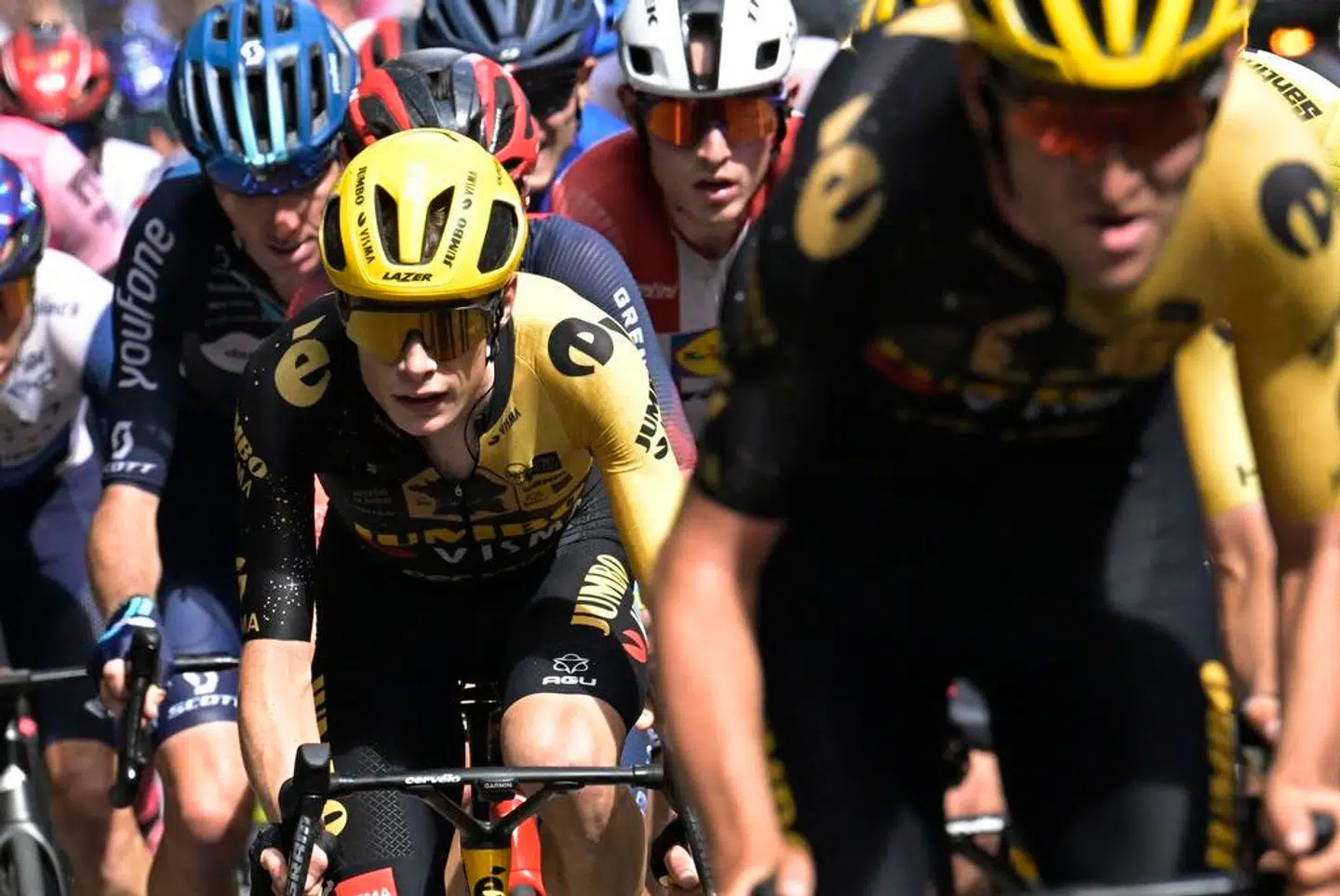 Cycling - Tour de France - Stage 2 - Vitoria Gasteiz to San Sebastian - Spain - July 2, 2023 Team Jumbo-Visma's Jonas Vingegaard in action with riders during stage 2 Pool via REUTERS/Papon Bernard